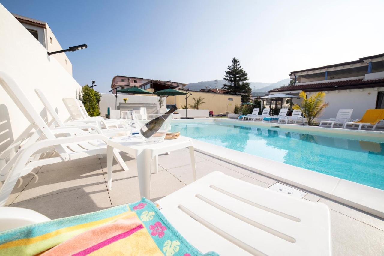 Villa Concettina Capo dʼOrlando Exteriér fotografie